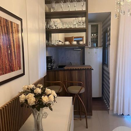 Elegancia & Conforto Flat Mobiliado Goiania Bagian luar foto